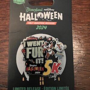 Chip & Dale Run Disney Halloween Half Marathon Weekend 2024 - 5K Pin